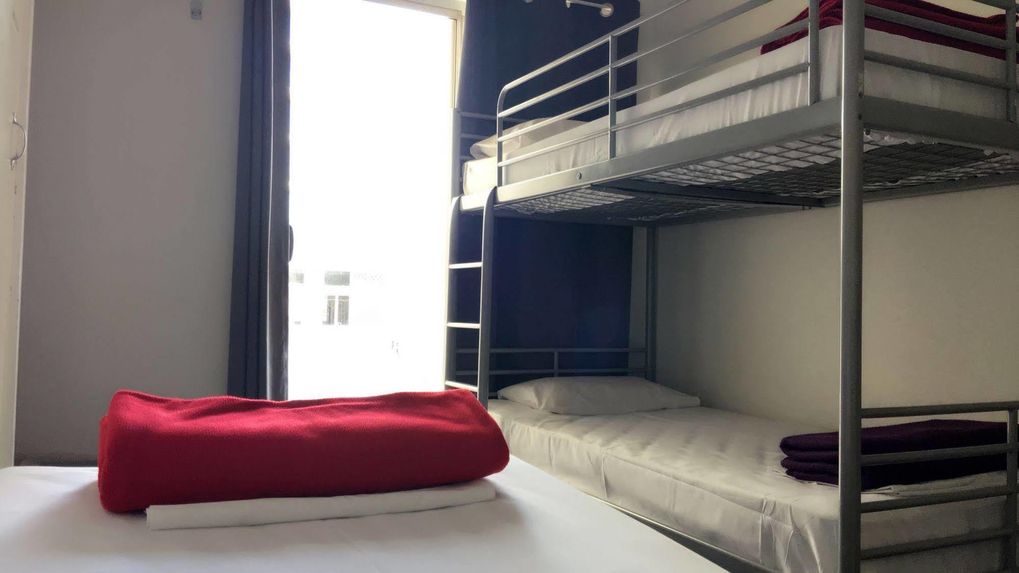 Gold Coast Hostel Экстерьер фото