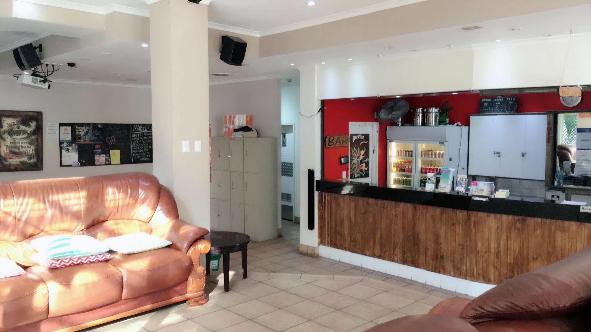 Gold Coast Hostel Экстерьер фото