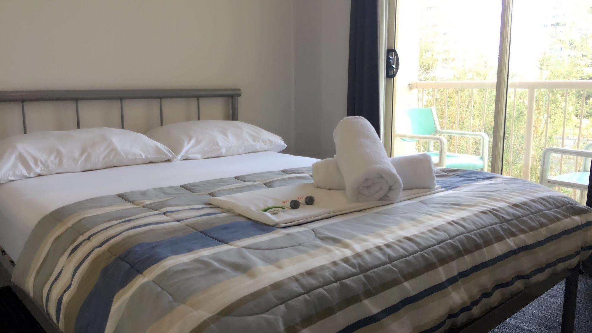 Gold Coast Hostel Экстерьер фото